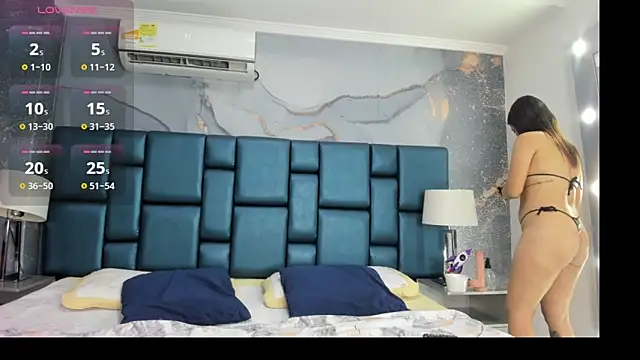 Snapshot of lady_kiinky chatting on November 2025 10:18:02 PM lady kiinky online show from November 2025 10:18:02 PM