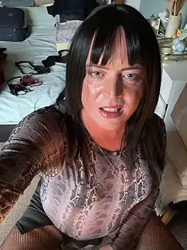 tifaniidalvero online show from September 2025 02:17:02 PM