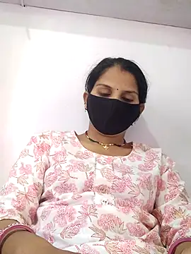 Snapshot of poojam93 chatting on October 2025 09:06:02 AM poojam93 online show from October 2025 09:06:02 AM