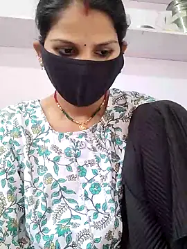 Snapshot of poojam93 chatting on October 2025 02:53:01 AM poojam93 online show from October 2025 02:53:01 AM