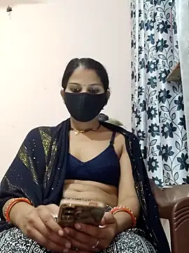 poojam93 online show from December 2025 10:10:02 AM