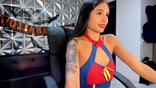 hellen tease online show from October 2025 01:24:02 PM