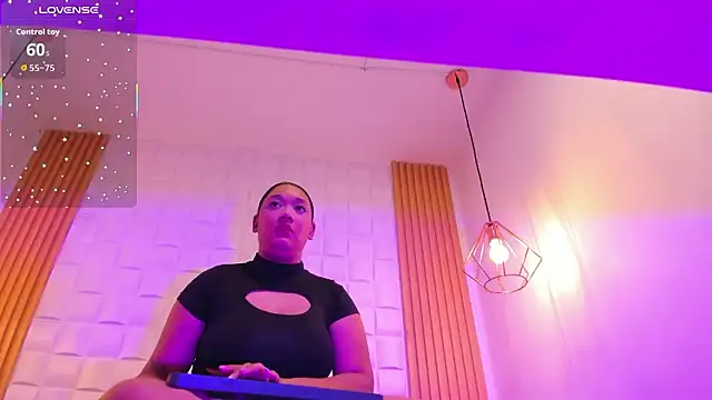 AriaBelle online show from February 2026 11:07:01 AM