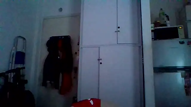 luca23millo90 online show from April 2026 03:53:02 PM