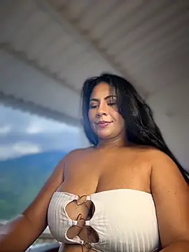 samanthahut1 online show from April 2026 09:49:02 PM