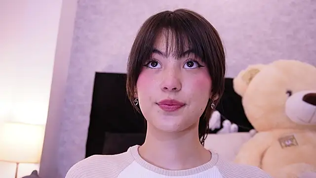 Aitana Jhons online show from October 2025 12:12:02 PM