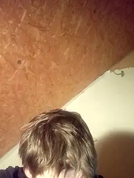 Snapshot of Salon1986 chatting on October 2025 10:53:02 PM Salon1986 online show from October 2025 10:53:02 PM