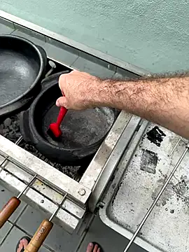 Snapshot of XUCRUTES42 chatting on October 2025 05:36:01 PM XUCRUTES42 online show from October 2025 05:36:01 PM