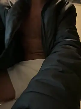 Snapshot of Mateo_6910 chatting on September 2025 09:04:02 PM Mateo 6910 online show from September 2025 09:04:02 PM