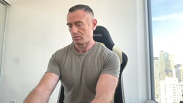 TheDonnyBasilisk online show from October 2025 01:10:01 PM