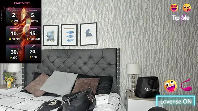 sweet  vanessa1 online show from October 2025 03:53:01 AM