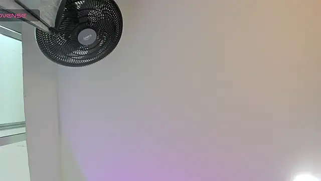 sweet  vanessa1 online show from July 2026 11:01:02 PM