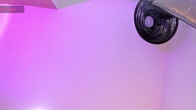 sweet  vanessa1 online show from July 2026 10:34:01 PM