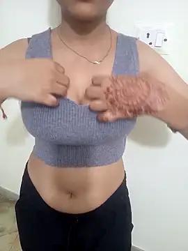 Neha Tyagi online show from September 2025 06:30:02 AM