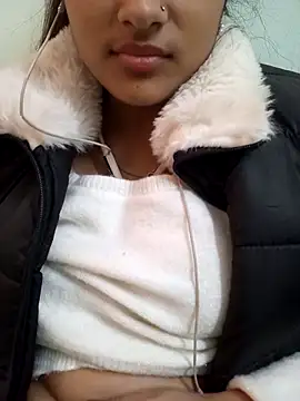 Neha Tyagi online show from December 2025 05:01:01 AM