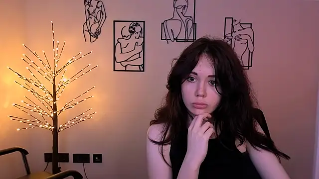 riley sanders online show from July 2026 09:38:01 PM