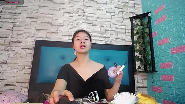 Snapshot of maily_can chatting on September 2025 12:29:02 PM maily can online show from September 2025 12:29:02 PM