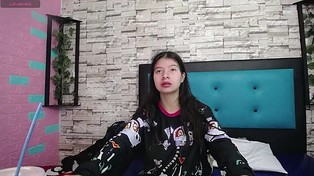 Snapshot of maily_can chatting on September 2025 12:31:02 PM maily can online show from September 2025 12:31:02 PM