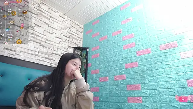 Snapshot of maily_can chatting on October 2025 12:35:01 PM maily can online show from October 2025 12:35:01 PM