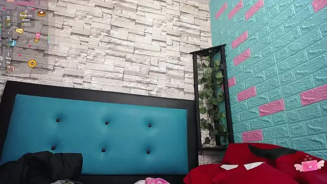 Snapshot of maily_can chatting on November 2025 01:00:02 PM maily can online show from November 2025 01:00:02 PM