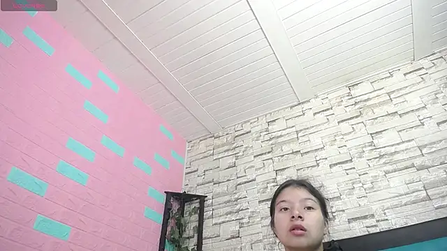 Snapshot of maily_can chatting on December 2025 01:09:02 PM maily can online show from December 2025 01:09:02 PM