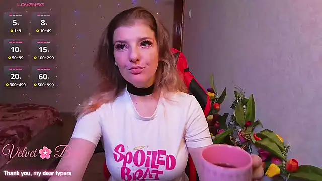 QueenInSilence online show from November 2025 10:41:02 PM