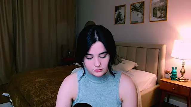 lil angel  online show from March 2026 12:27:02 AM