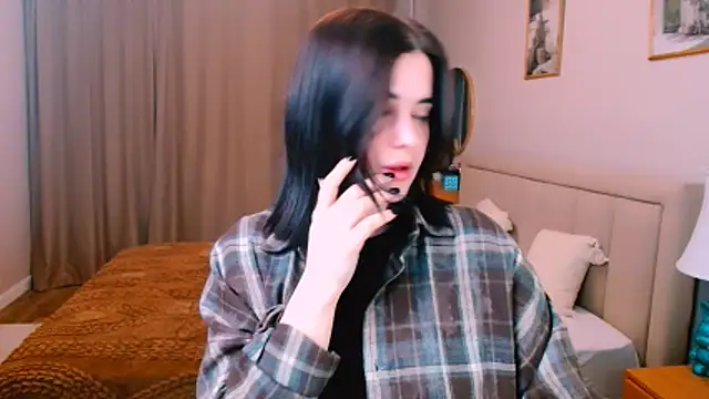 lil angel  online show from March 2026 09:30:02 PM