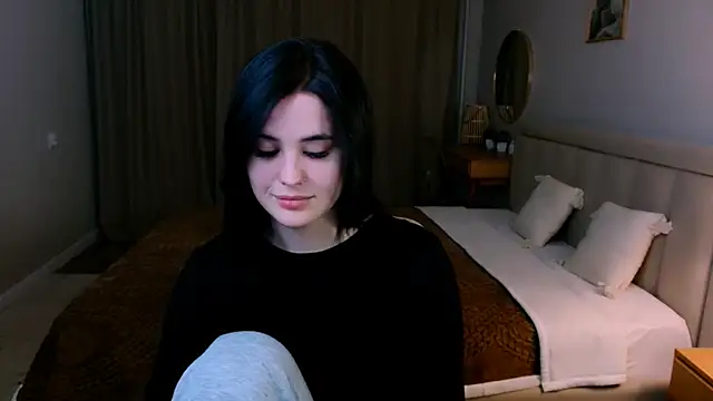 lil angel  online show from April 2026 10:34:02 PM