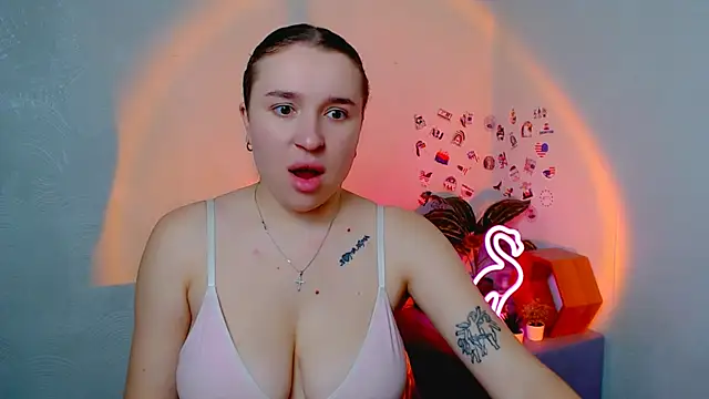 JuliaTopp  online show from November 2025 08:03:02 AM