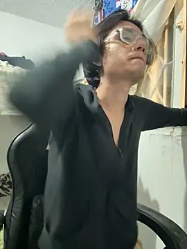 Snapshot of davoxer chatting on September 2025 08:05:02 AM davoxer online show from September 2025 08:05:02 AM