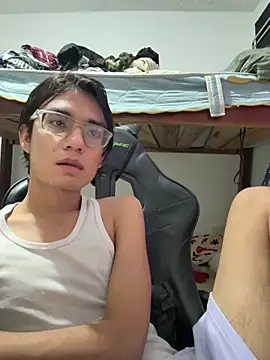 Snapshot of davoxer chatting on September 2025 04:56:01 PM davoxer online show from September 2025 04:56:01 PM