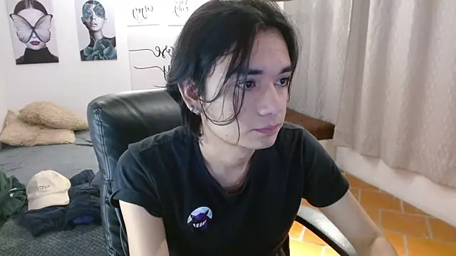 Snapshot of davoxer chatting on October 2025 05:19:02 AM davoxer online show from October 2025 05:19:02 AM