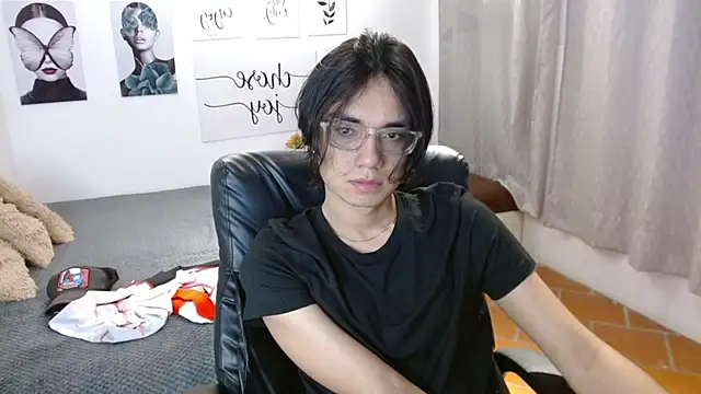 Snapshot of davoxer chatting on October 2025 03:23:02 AM davoxer online show from October 2025 03:23:02 AM