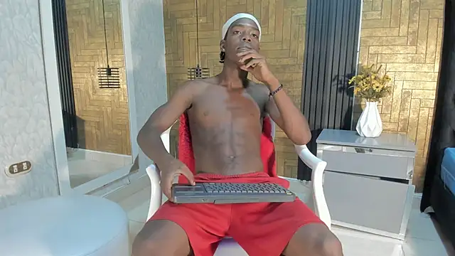 Snapshot of Cam_Brown chatting on September 2025 04:48:02 AM Cam Brown online show from September 2025 04:48:02 AM