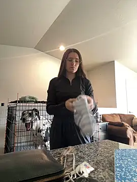 bambifarrina online show from March 2026 05:52:02 PM