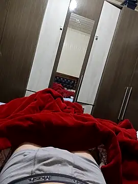 Gustavo198045 online show from September 2025 01:38:01 AM