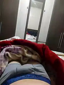 Gustavo198045 online show from October 2025 03:18:01 AM