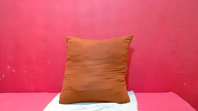 Snapshot of GlowGoddessxx chatting on October 2025 02:59:02 AM GlowGoddessxx online show from October 2025 02:59:02 AM