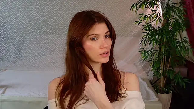 Snapshot of Angell_Wild chatting on October 2025 01:34:02 PM Angell Wild online show from October 2025 01:34:02 PM