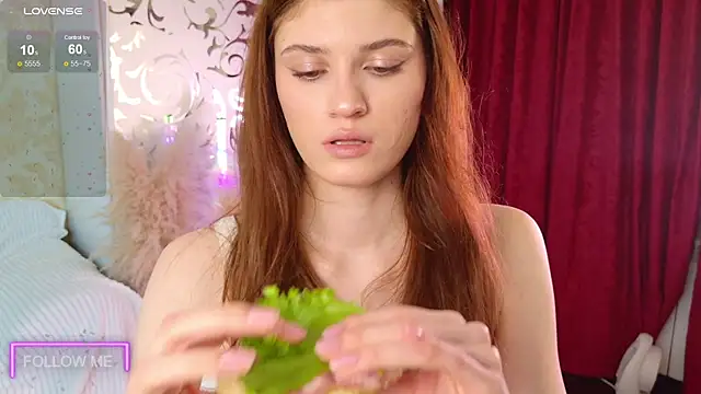 Snapshot of Angell_Wild chatting on November 2025 12:29:02 PM Angell Wild online show from November 2025 12:29:02 PM