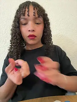 Yasmin777  online show from April 2026 09:39:33 PM