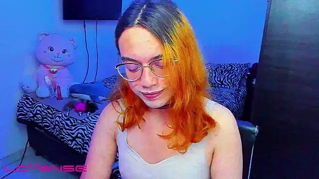 lillykittyy online show from November 2025 01:08:01 AM