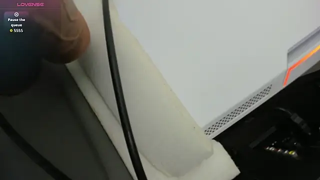 Snapshot of blue_wxw chatting on November 2025 09:17:02 AM blue wxw online show from November 2025 09:17:02 AM