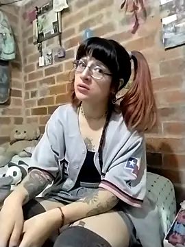  Alaskamisa online show from November 2025 07:38:02 PM