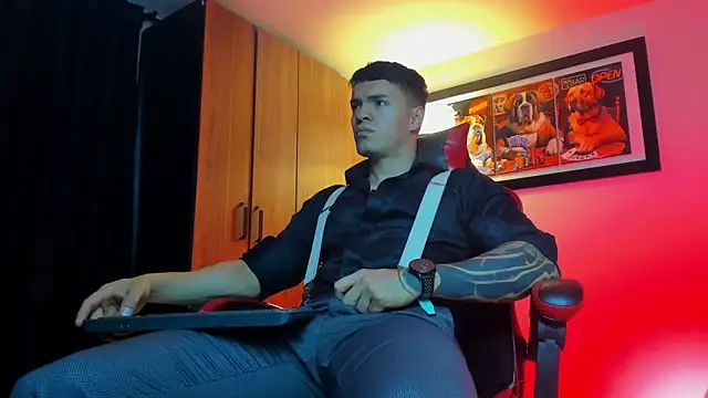 ALPHA DOMINUS  online show from November 2025 03:42:02 AM