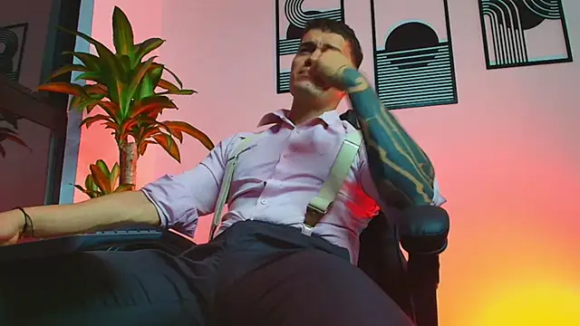 ALPHA DOMINUS  online show from March 2026 04:28:02 AM