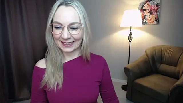 Ava Elior online show from February 2026 12:24:01 PM