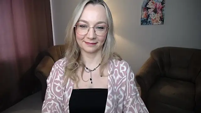 Snapshot of Ava_Elior chatting on May 2026 10:53:02 AM Ava Elior online show from May 2026 10:53:02 AM