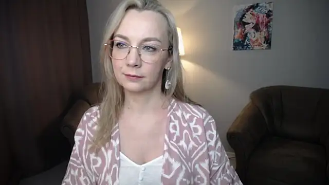 Snapshot of Ava_Elior chatting on May 2026 11:06:02 AM Ava Elior online show from May 2026 11:06:02 AM